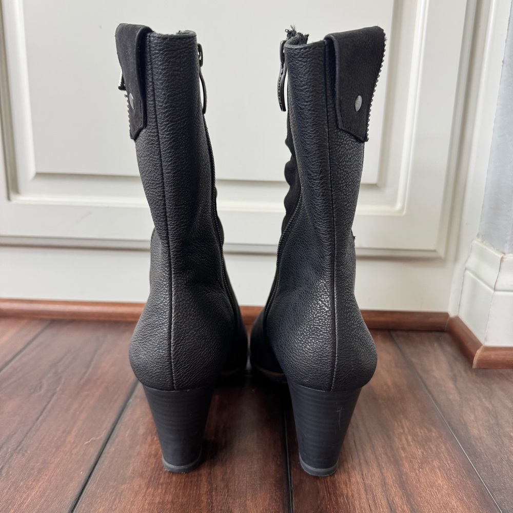 Like NEW Gorgeous Tamaris Mid Calf Black Leather Heeled Boots - Picture 5 of 9
